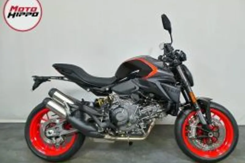Ducati MONSTER V2 (2026)