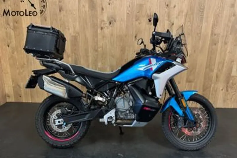 CFMoto 800 Mt-x (2025)