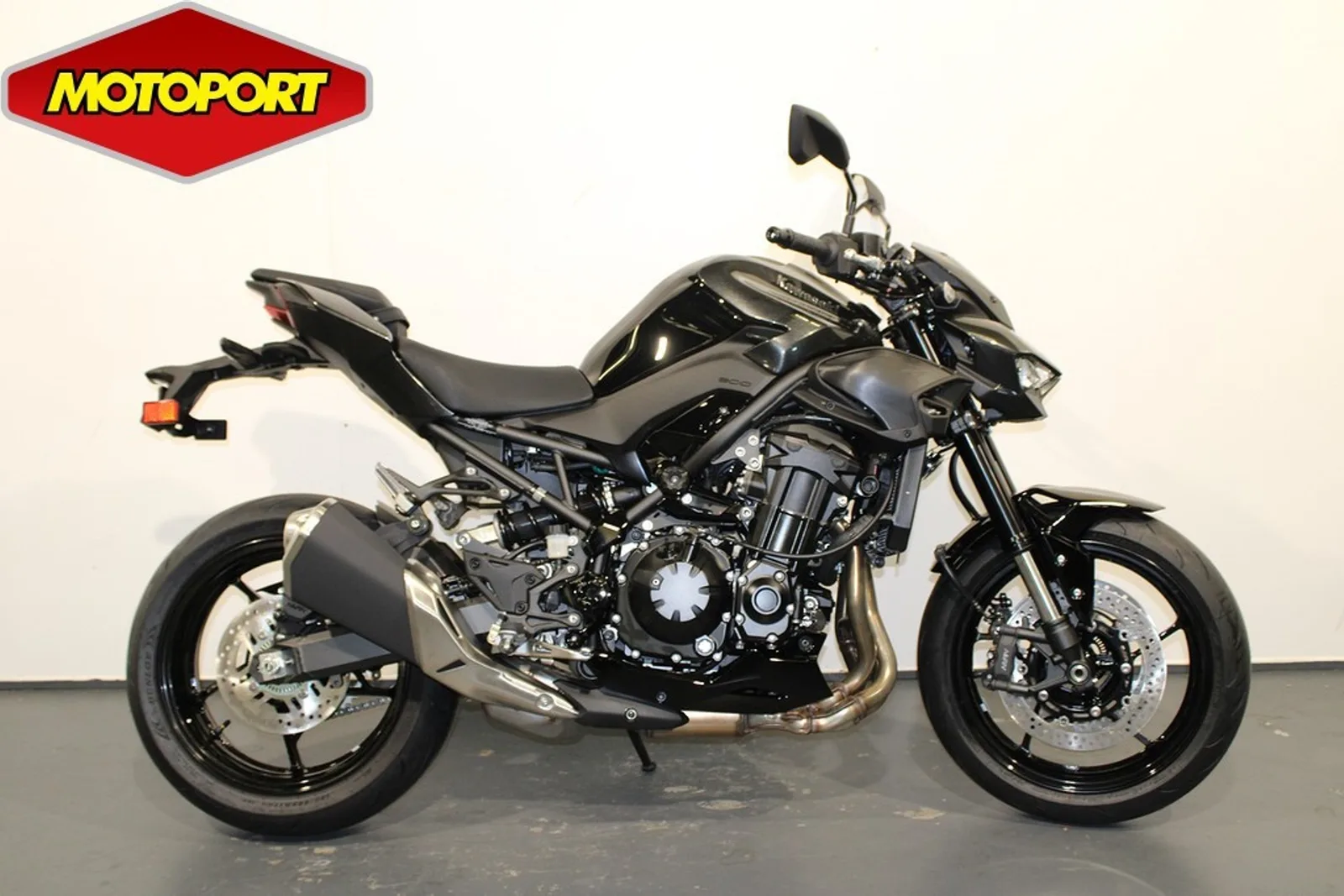 Kawasaki Z900 (2026) — foto 1