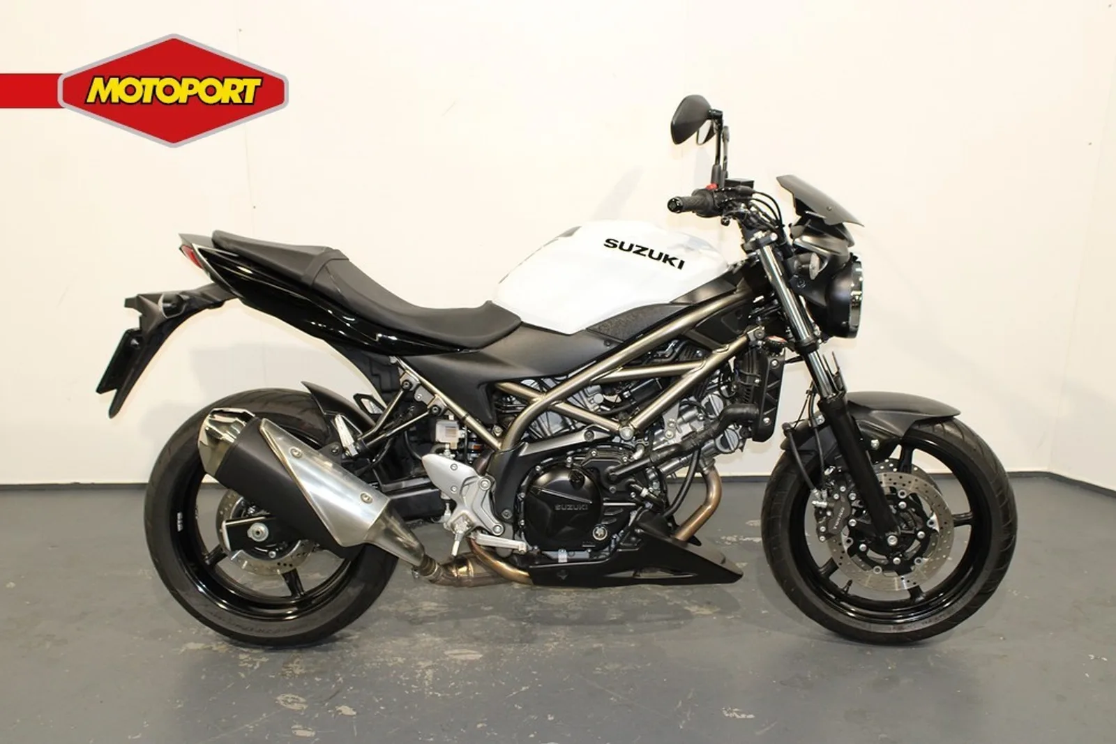 Suzuki SV650A (2022) — foto 1