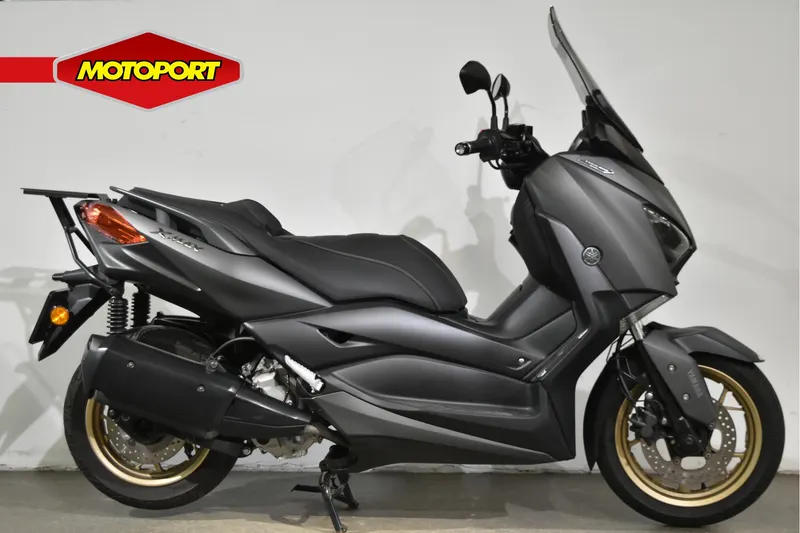 Yamaha XMAX 300 Tech MAX (2021)
