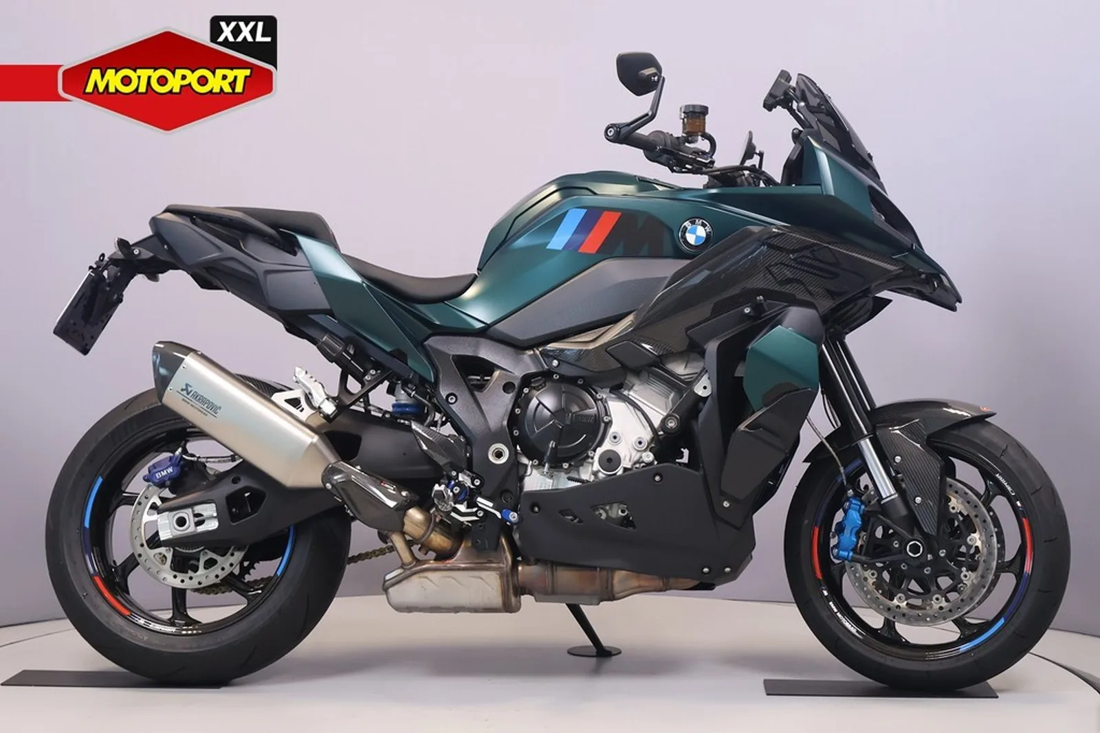 BMW M 1000 XR (2026) — foto 1