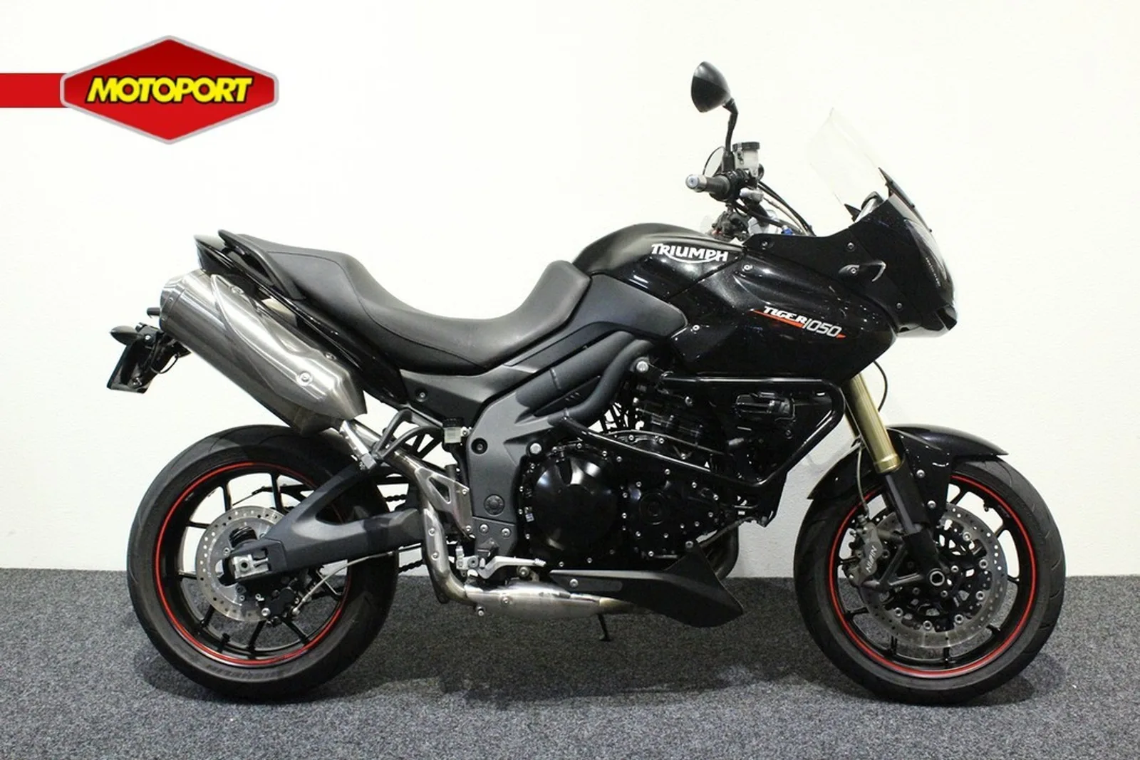 Triumph Tiger 1050 (2012) — foto 1