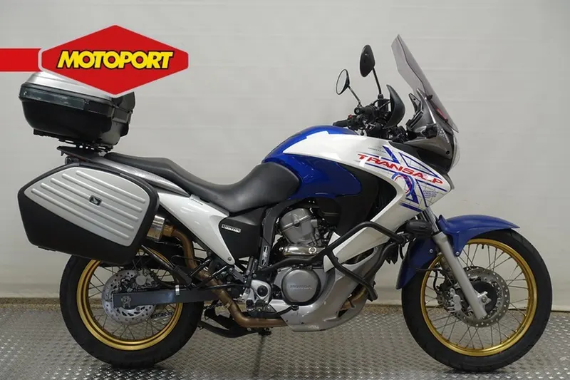 Honda XL 700 VA (2010)
