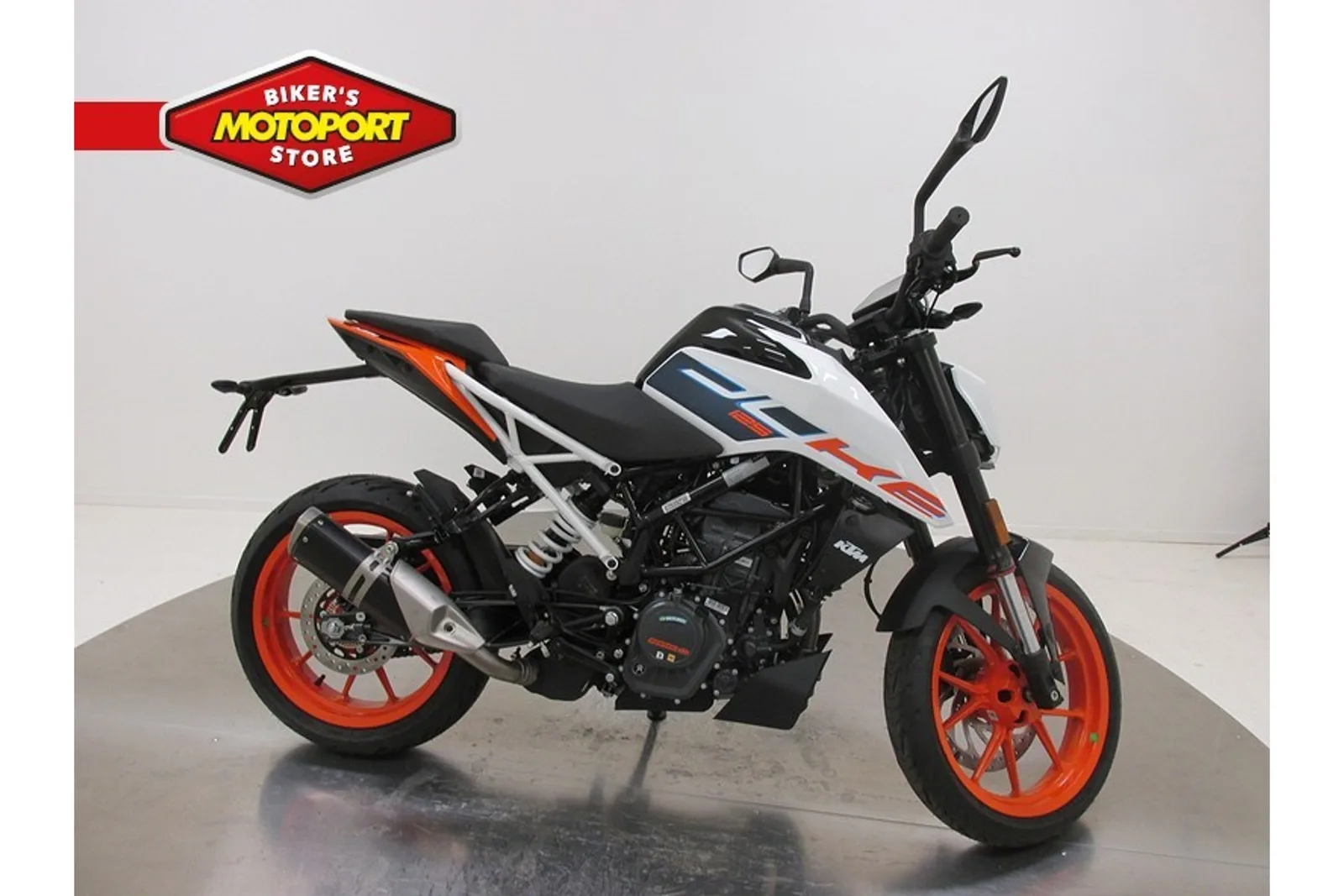 KTM 125 Duke (2023) — foto 1