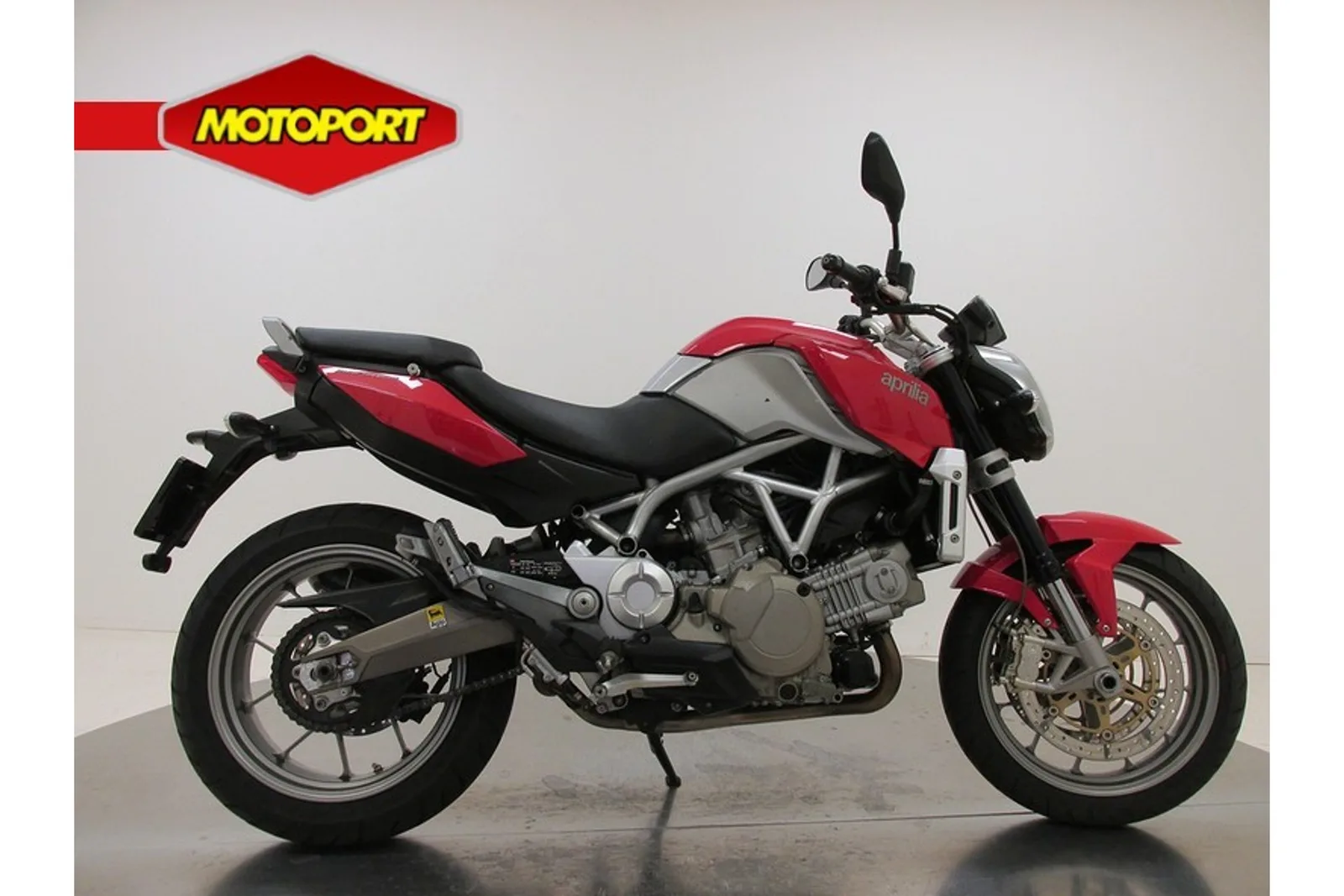 Aprilia 850 MANA (2009) — foto 1