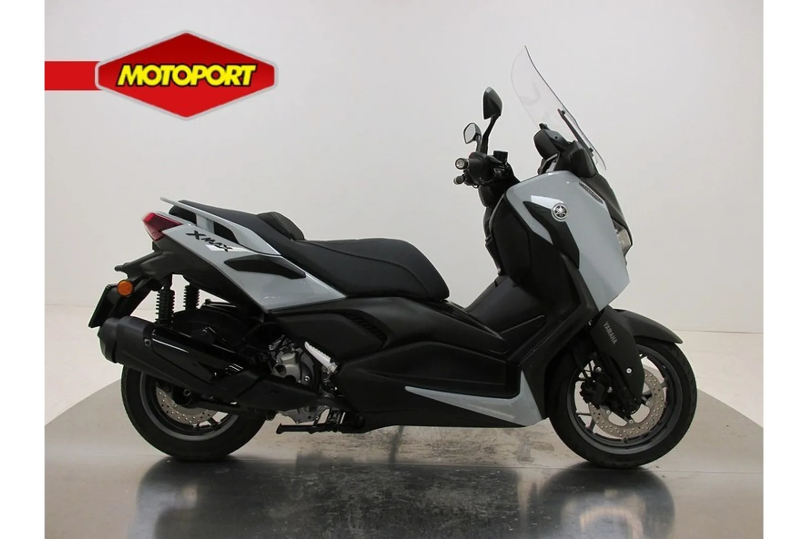 Yamaha Xmax 300 Tech MAX (2026) — foto 1