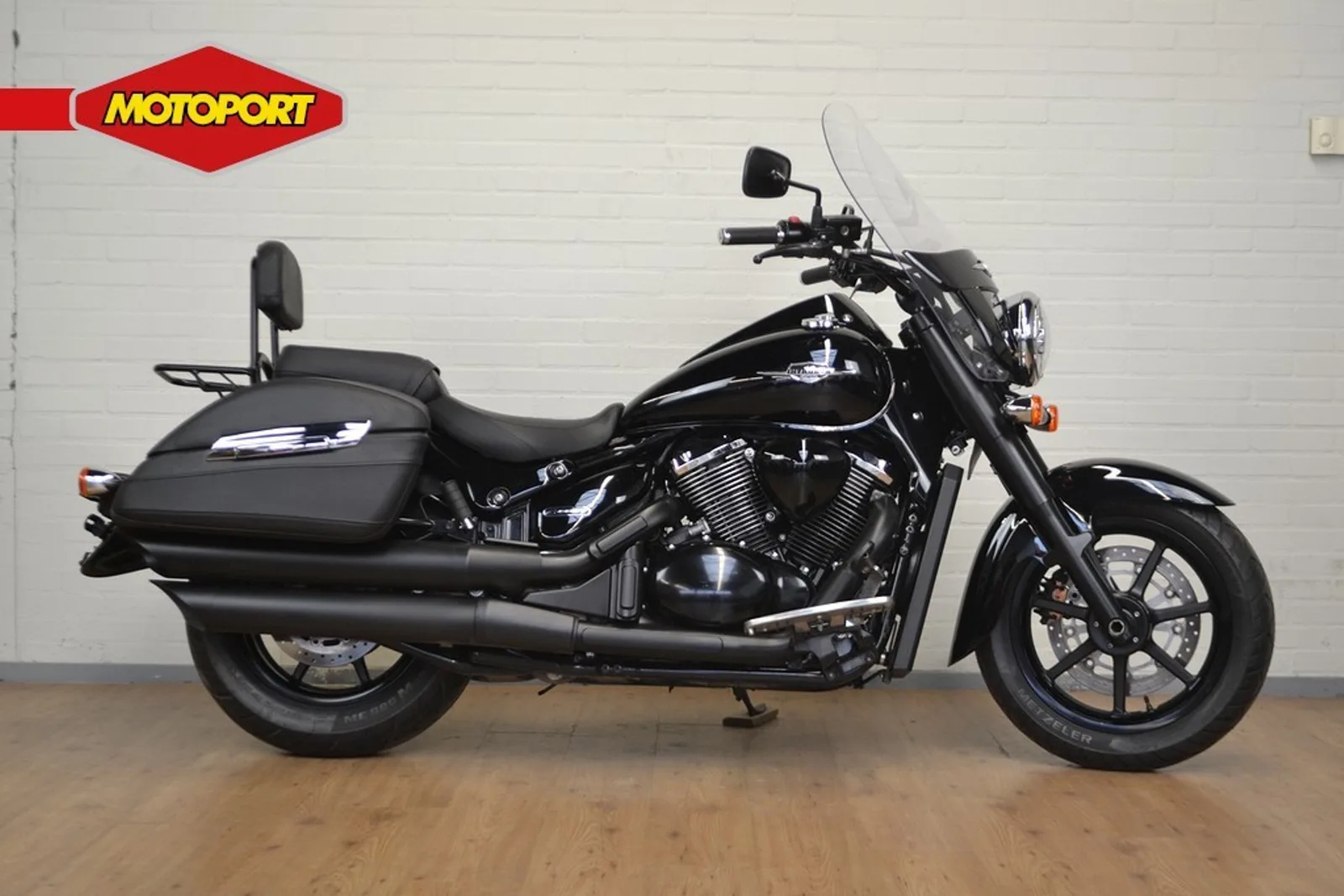 Suzuki C 1500 T (2015) — foto 1