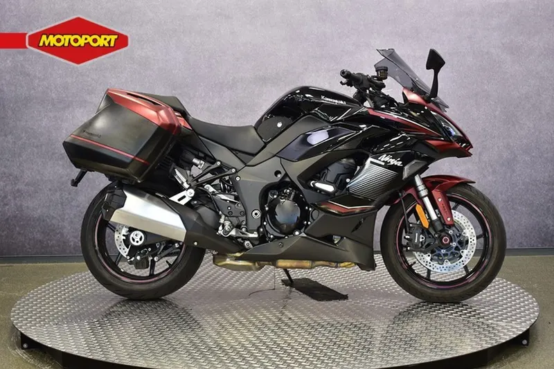 Kawasaki Ninja 1000SX (2023)