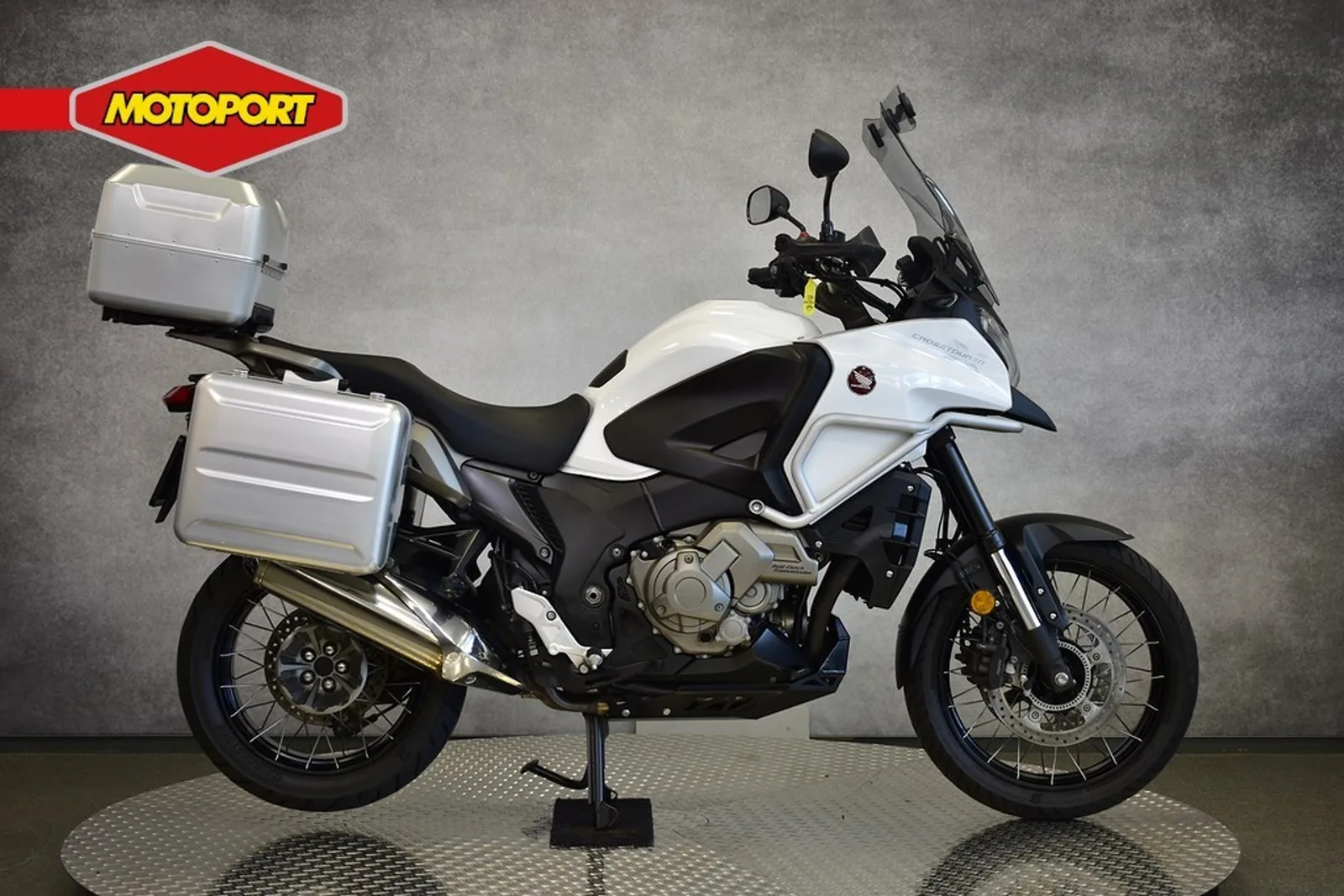 Honda VFR 1200 X Crosstourer (2018) — foto 1