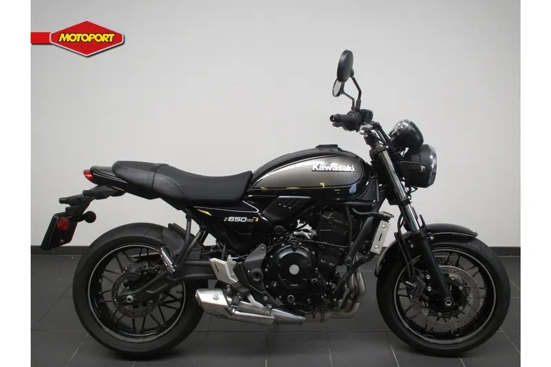 Kawasaki Z650RS (2024)