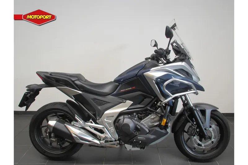 Honda NC750X (2024)