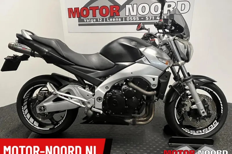 Suzuki GSR600 (2006)