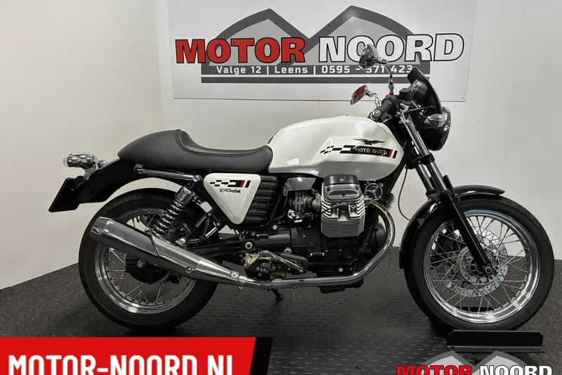 Moto Guzzi V7 (2011)