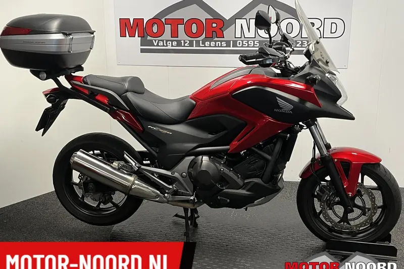 Honda NC750X (2015)