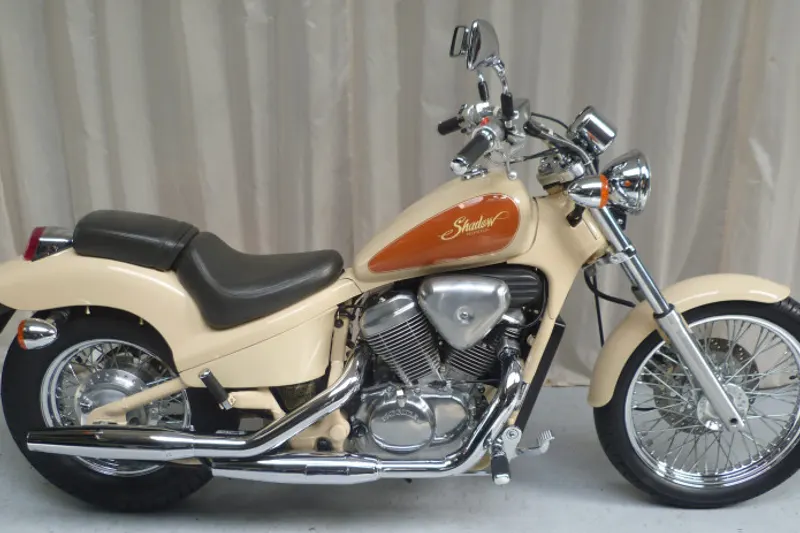 Honda VT600 SHADOW (1993)