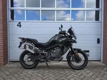 CFMoto 800 MT (2026) — foto 1