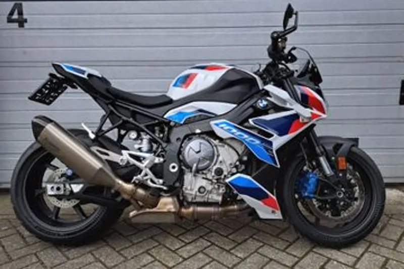 BMW M 1000 R (2024)