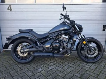 Kawasaki Vulcan S (2018) — foto 1