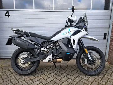 CFMoto 1000 MT-X (2026) — foto 1