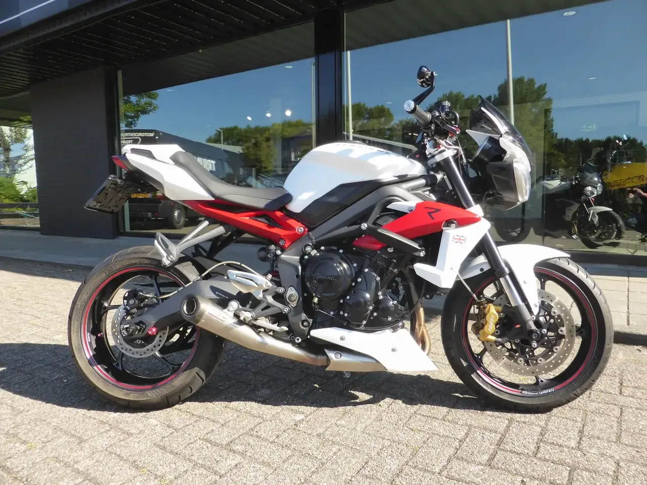 Triumph Street Triple R (2013) — foto 1