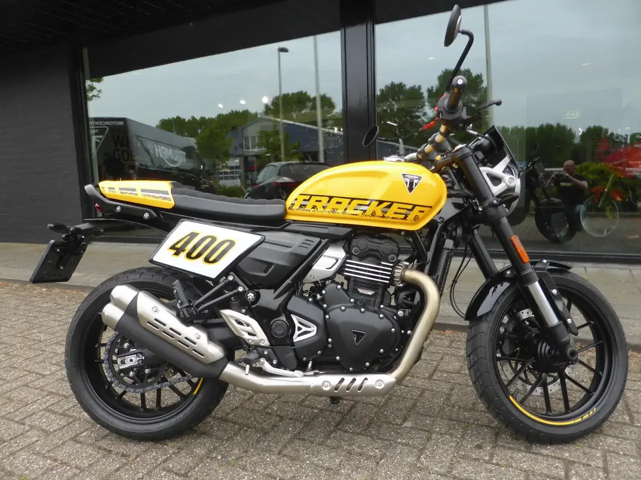 Triumph Tracker 400 (2026) — foto 1