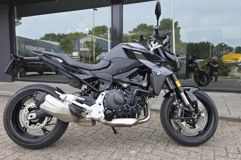 BMW F 900 R (2026)