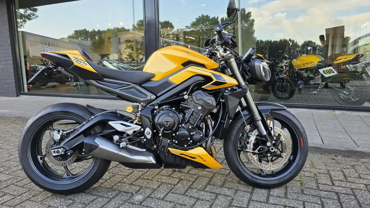 Triumph Street Triple 765 RS (2025) — foto 1