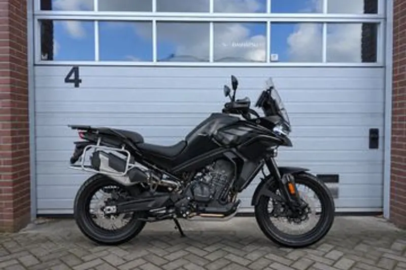 CFMoto 800 MT (2026)