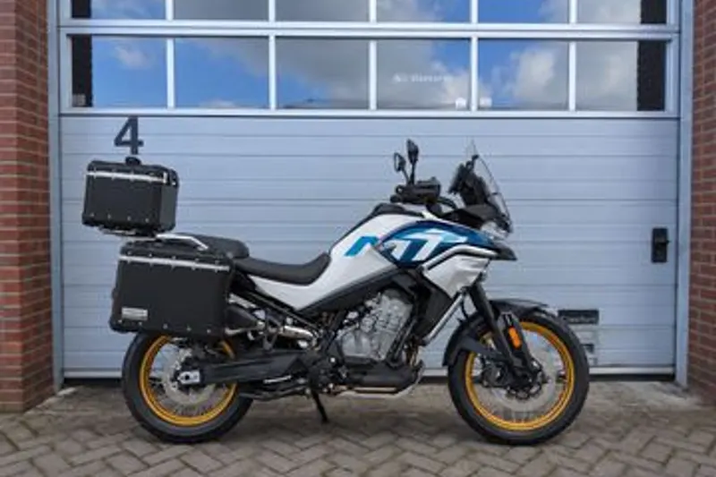 CFMoto 800 MT (2026)