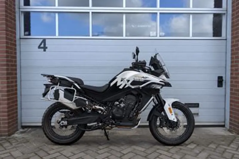 CFMoto 800 MT (2026)