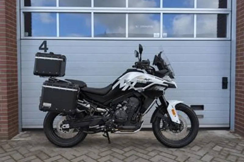 CFMoto 800 MT (2026)