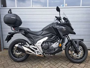 Honda NC750X (2023) — foto 1