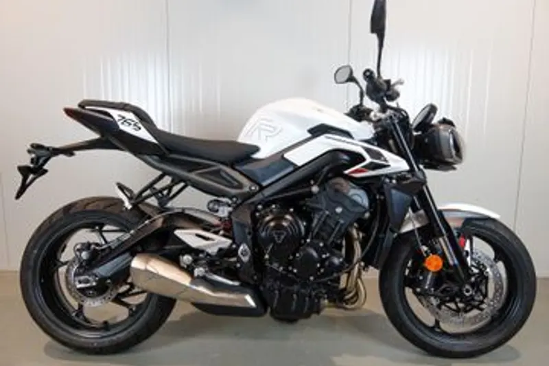 Triumph Street Triple 765 (2025)