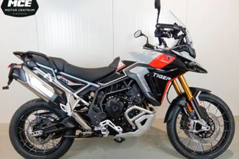 Triumph Tiger 900 (2025)