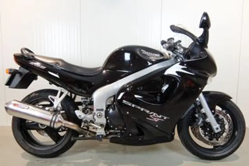 Triumph Sprint ST (2002)