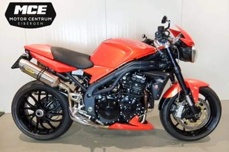 Triumph Speed Triple 1050 (2008)