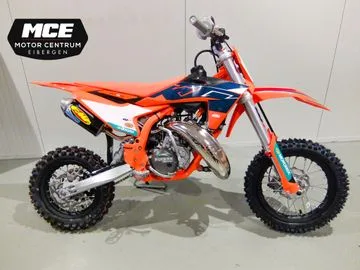 KTM 50 SX Factory Edition (2027) — foto 1