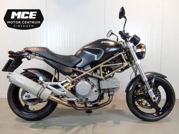 Ducati Monster 600 (2001) — foto 1