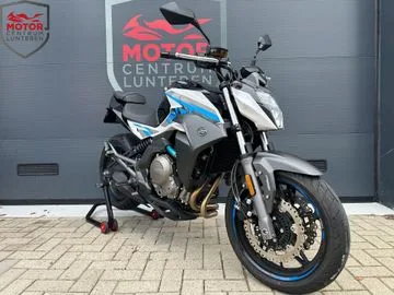 CFMoto 650 NK (2022) — foto 1