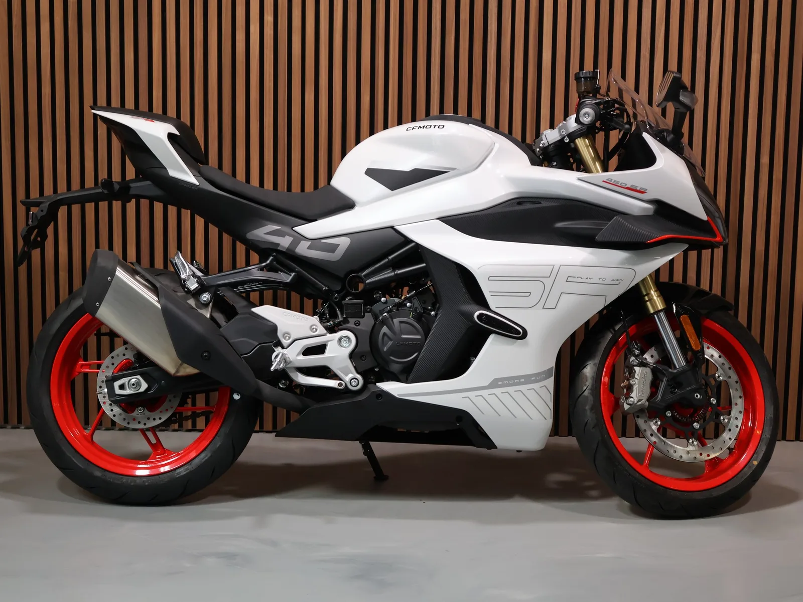 CFMoto 450 SR (2025) — foto 1