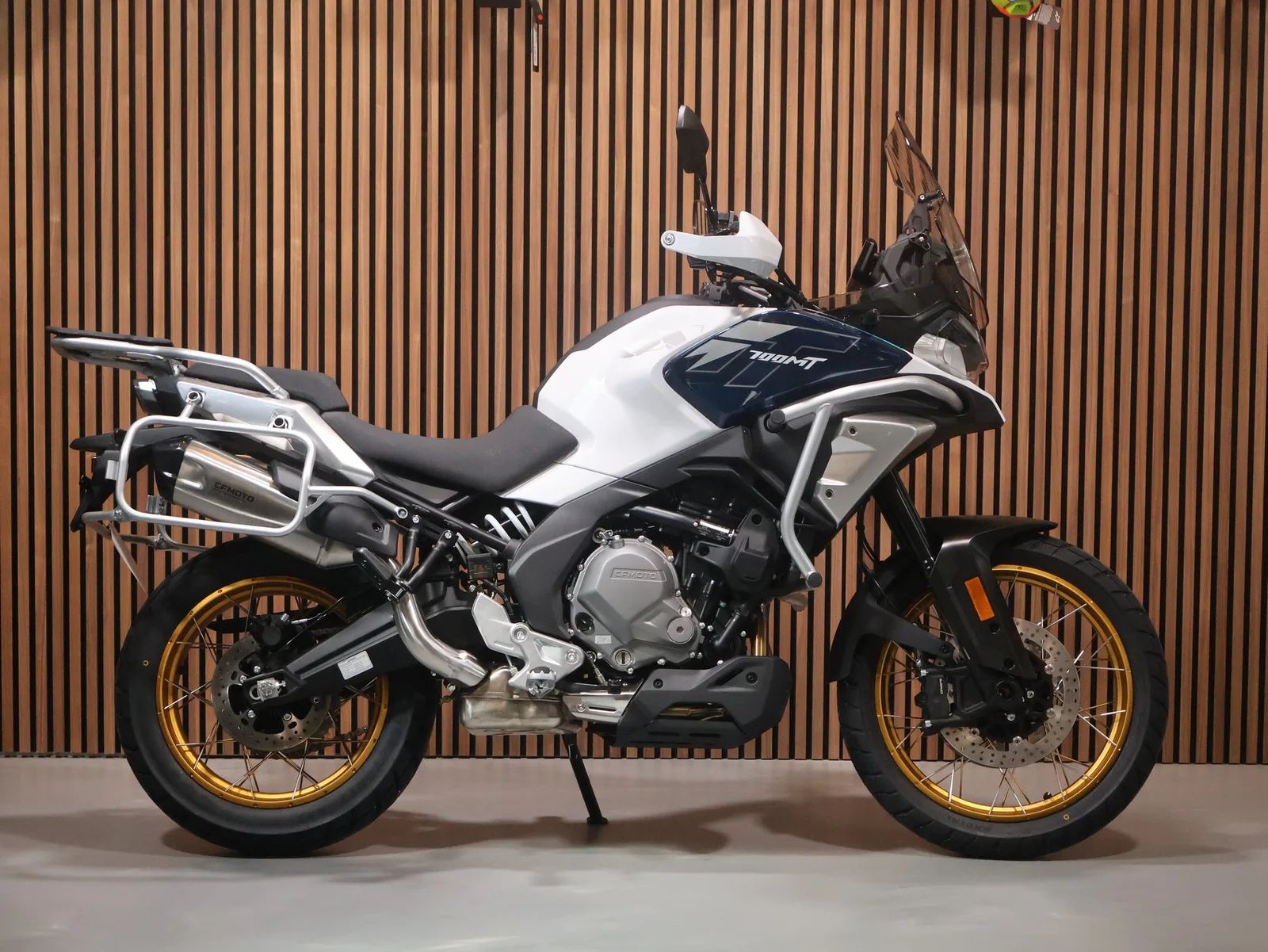 CFMoto MT 700 ADVENTURE (2026) — foto 1
