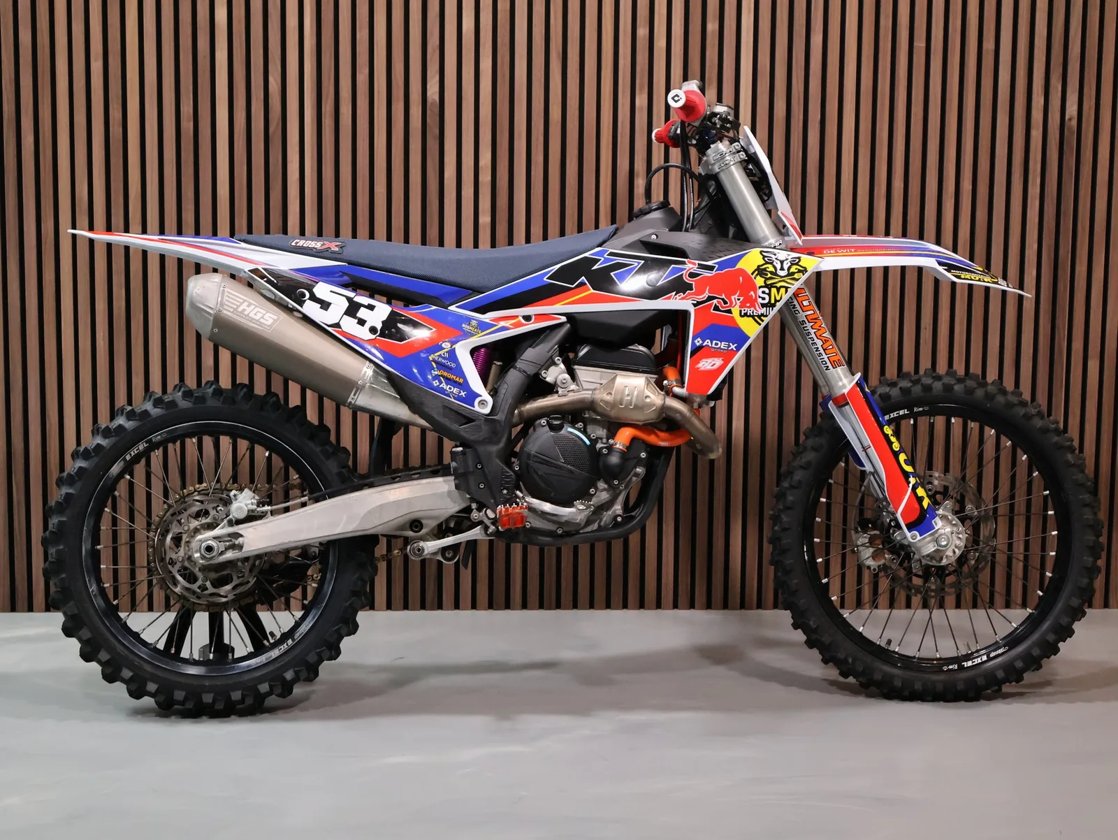KTM 250 SX-F (2024) — foto 1