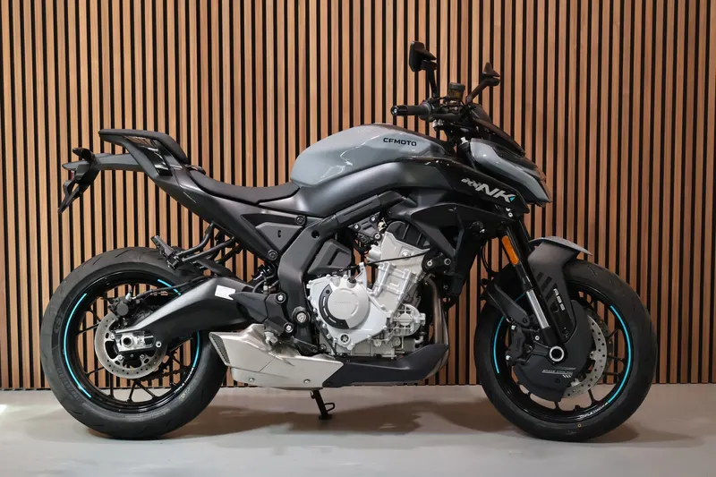 CFMoto NK 675 (2025)