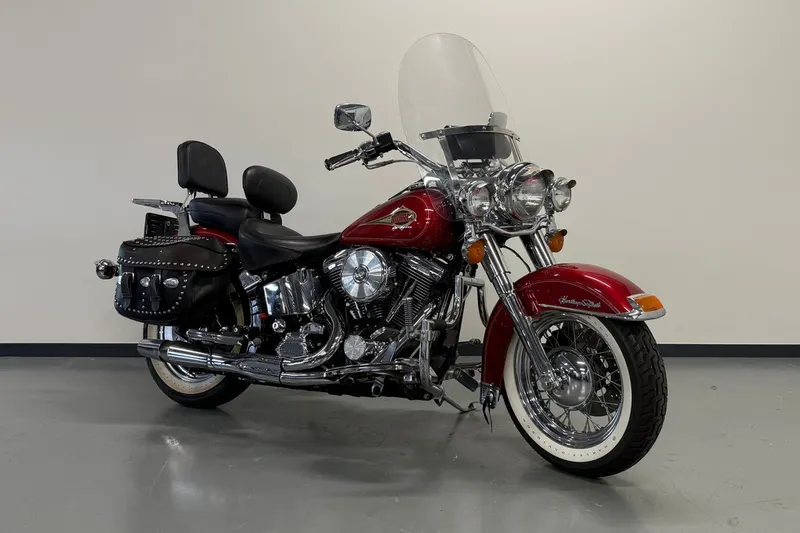 Harley-Davidson FLSTC (1998)