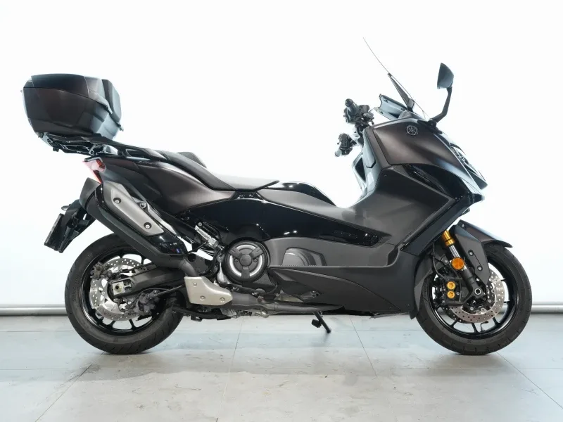 Yamaha Tmax 560 Tech MAX (2024) — foto 1