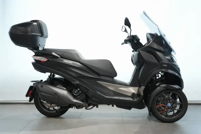 Piaggio MP3 530 HPE Exclusive (2025)