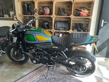 Kawasaki Z900RS (2025) — foto 1