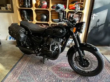 Kawasaki W800 (2015) — foto 1