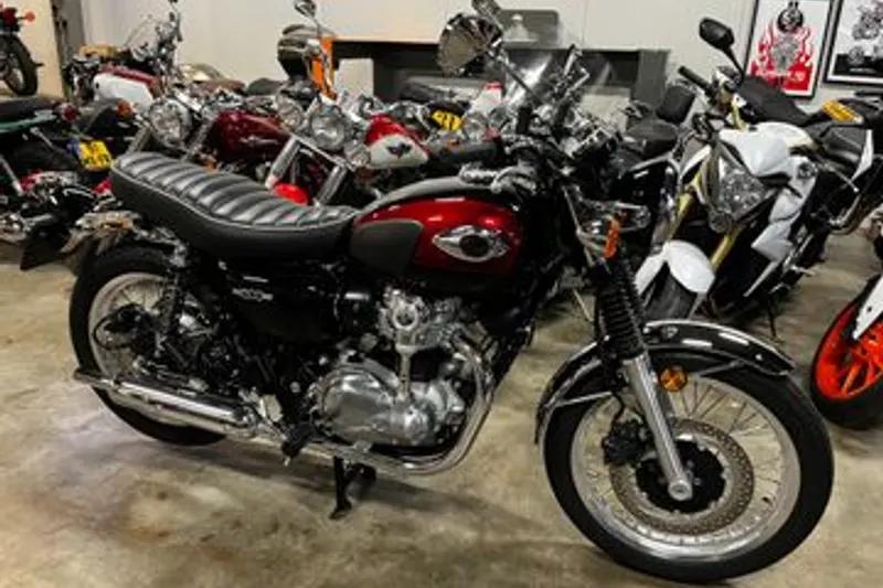 Kawasaki W 800 (2024)